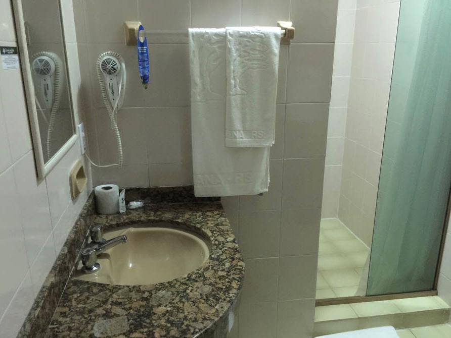 Fares Turis Hotel Uruguaiana Ngoại thất bức ảnh