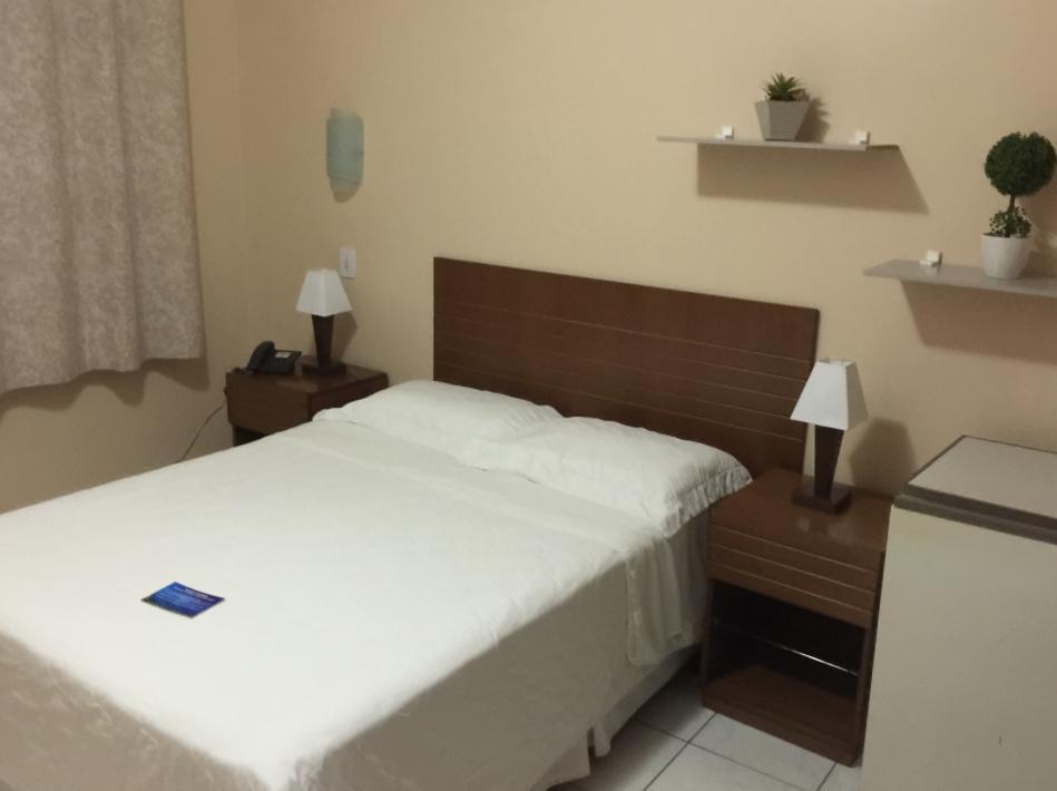 Fares Turis Hotel Uruguaiana Ngoại thất bức ảnh
