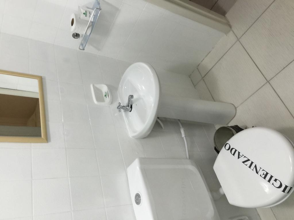 Fares Turis Hotel Uruguaiana Ngoại thất bức ảnh